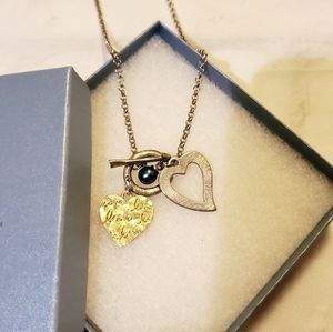 Vantel Pearls double hammered hearts toggle clasp